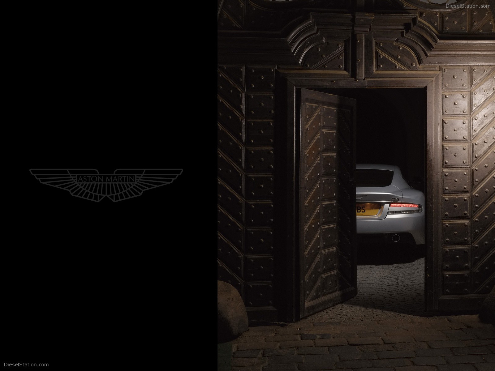 Aston Martin DBS